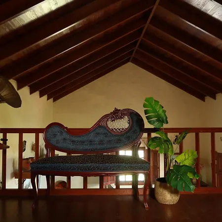 Casa Sabinas דירה *